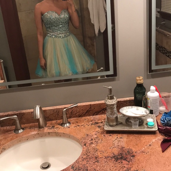 Terani Couture dress - Picture 4 of 4